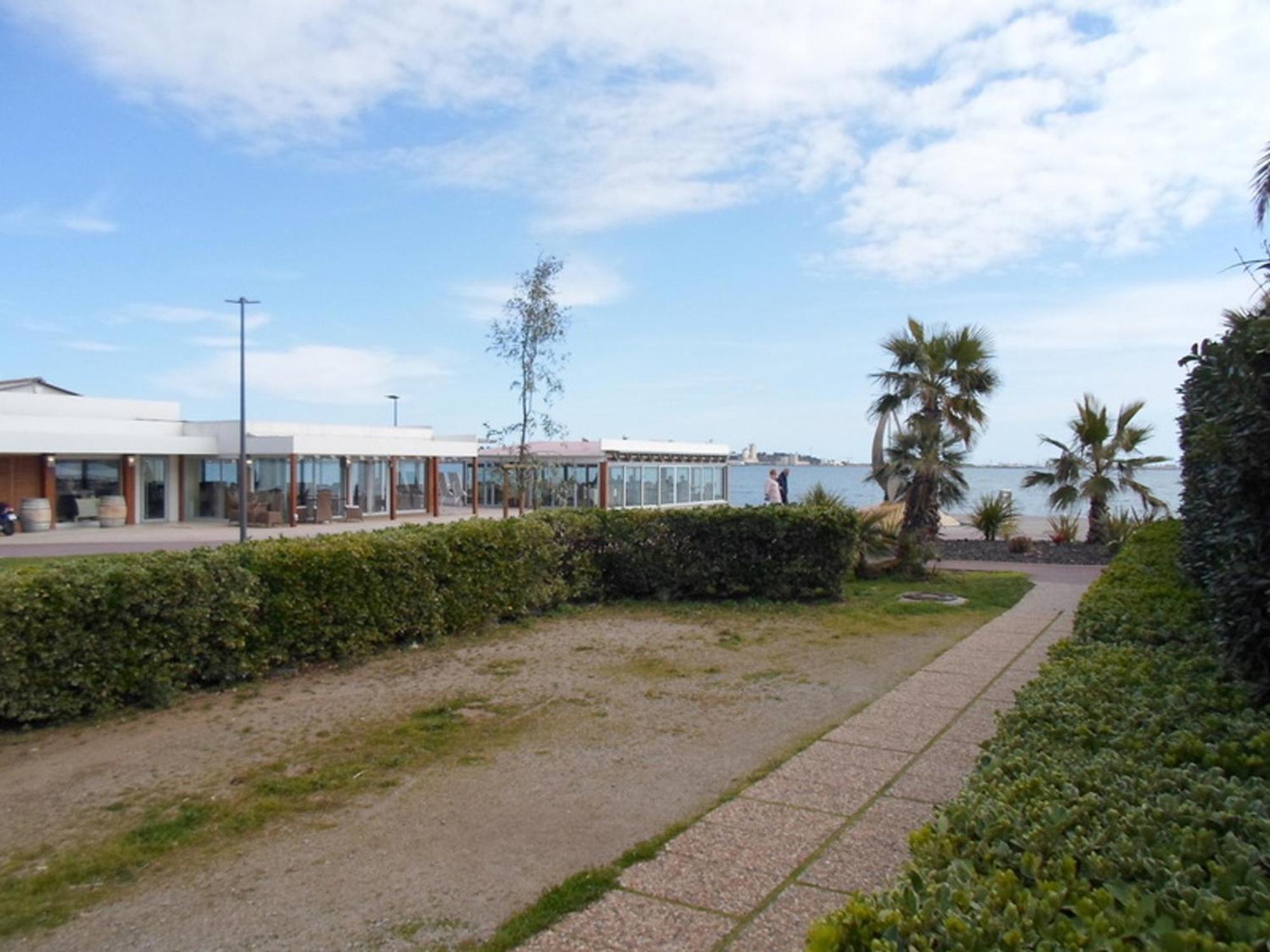 Appartement Avec Terrasse, Climatisation Et Animaux Admis, Proche Des Thermes - Fr-1-503-38 Balaruc-les-Bains Eksteriør bilde